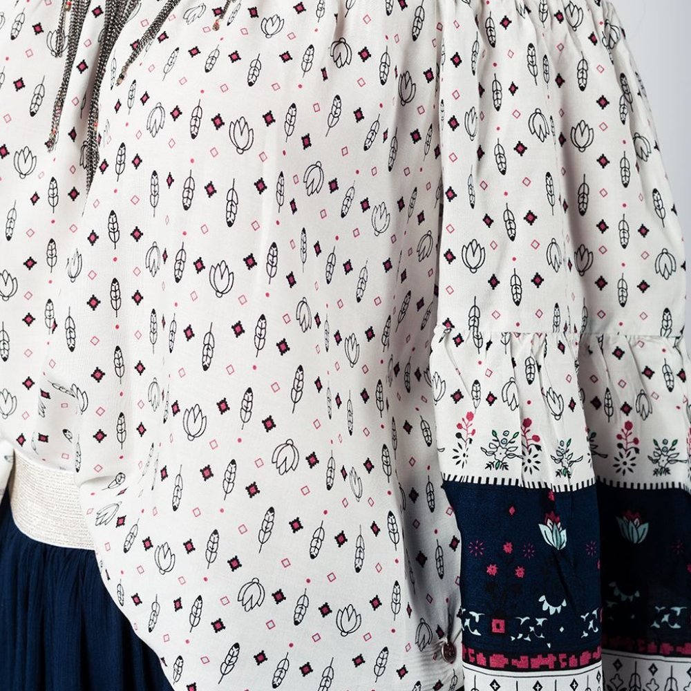 Q2 White Top w/ Belled Sleeves & Floral Print - Picture 3 of 7